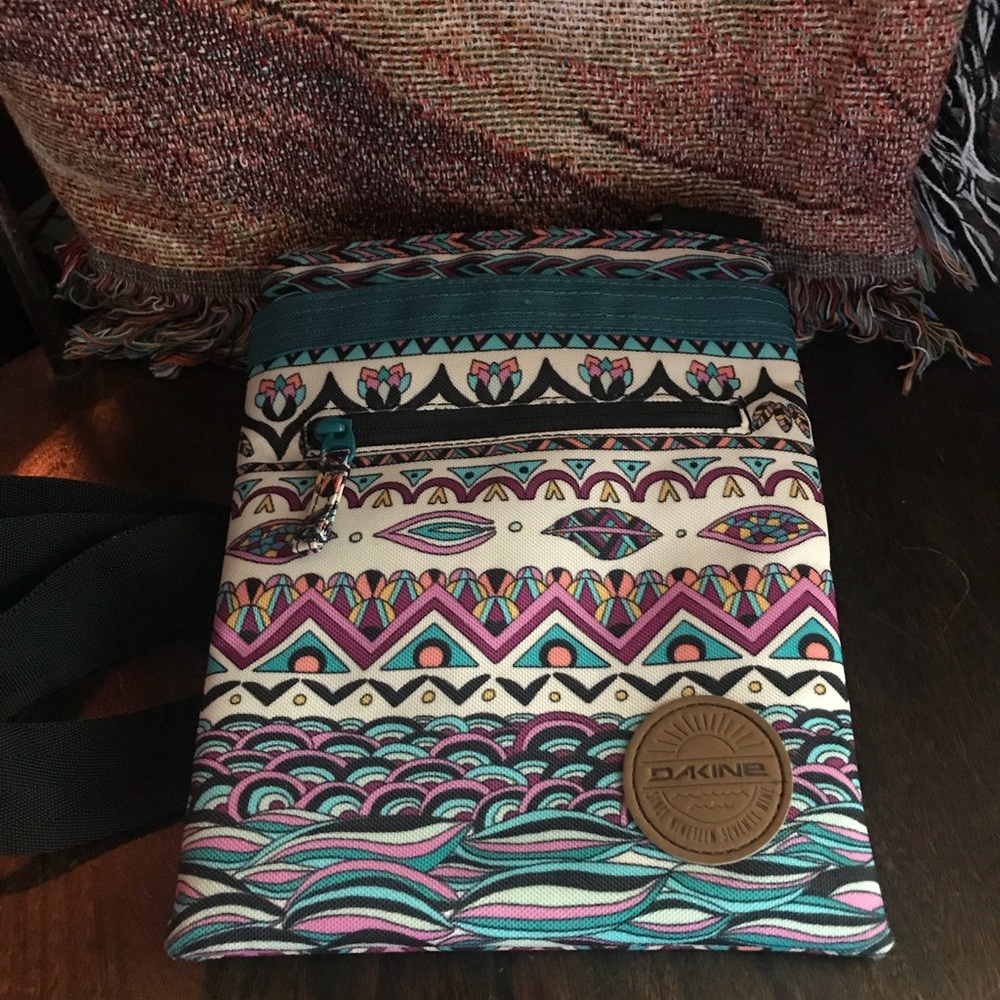 Dakine Crossbody Purse